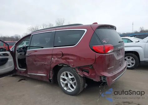 2017 Chrysler Pacifica Touring-L from USA, damaged, VIN 2C4RC1BG1HR846492